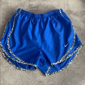 Nike Women’s Dri-Fit shorts, Small